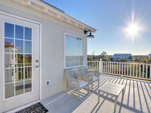 Heated Pool Access Flex Cancelation Gorgeous Sunset Views Over The Water