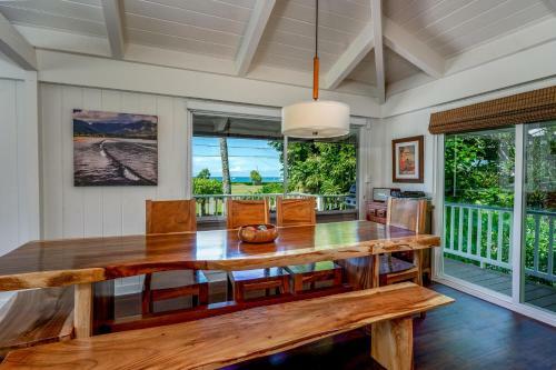 Hale Naninoa Home