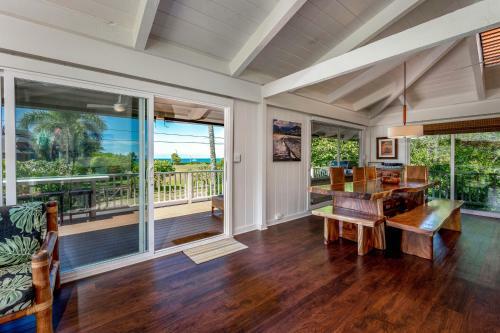 Hale Naninoa Home