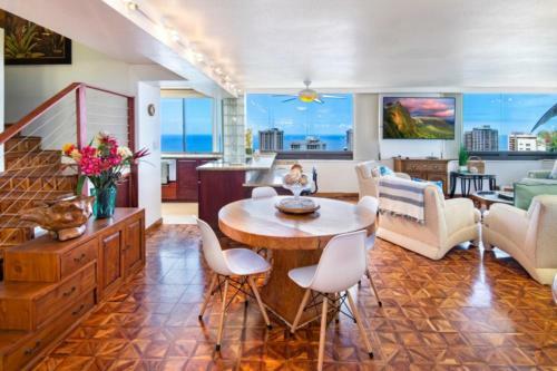 Hotel Executive Views Penthouse Floor Rare 3 Bedroom