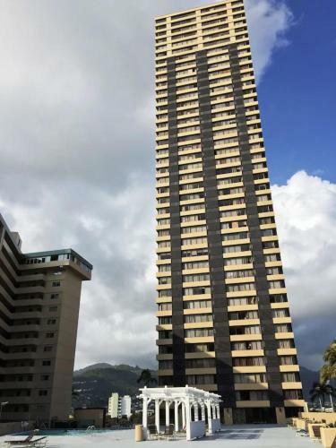 Hotel Executive Views Penthouse Floor Rare 3 Bedroom
