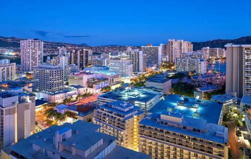 Luana - Studio With Ac, Private Lanai - Pool, Gym Hotel Room