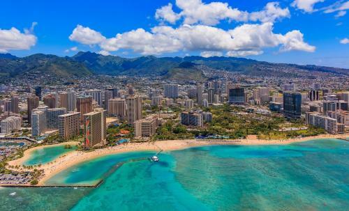 Luana - Studio With Ac, Private Lanai - Pool, Gym Hotel Room
