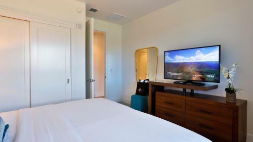 Maui Westside Presents: Luana Garden Villas 14d