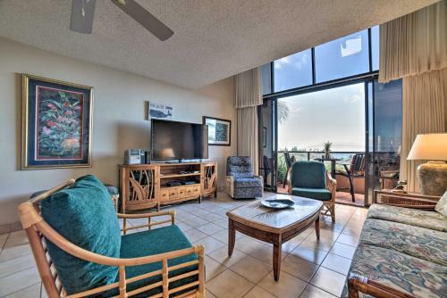 Lahaina Condo W/patio, Pool Access &ocean View