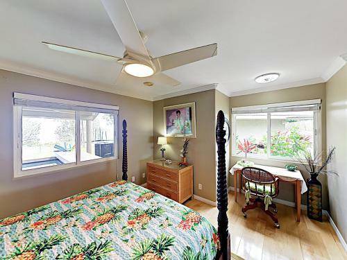 New Listing! 2-acre Retreat With Pool, Ocean Views Home