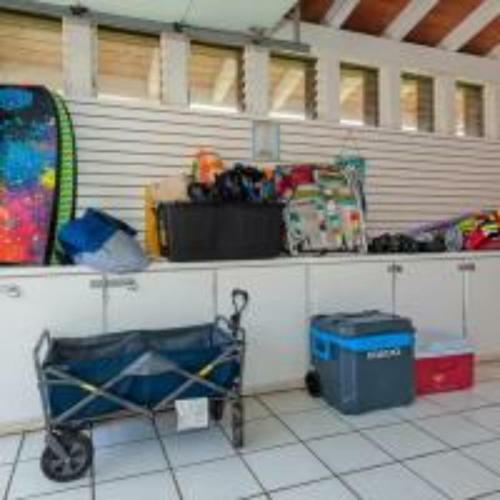 On Makai Golf Course Elegant Home With Hot Tub