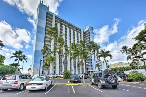 Apartamento Updated Makaha Condo With Pool And Ocean-view Lanai!