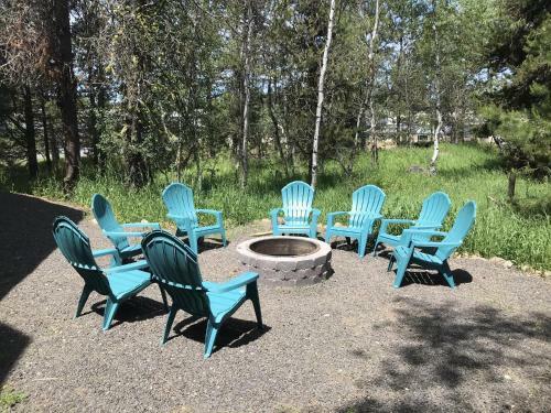 Lazy Deer Landing By Casago Mccall - Donerightmanagement