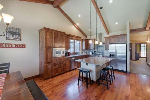 Greystone On Payette Lake By Casago Mccall - Donerightmanagement