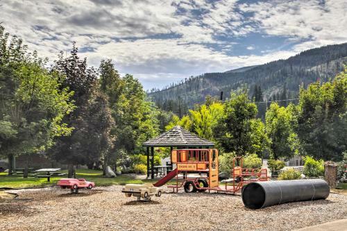 Charming Haven - Walk To Town Less Than 8 Mi To Skiing