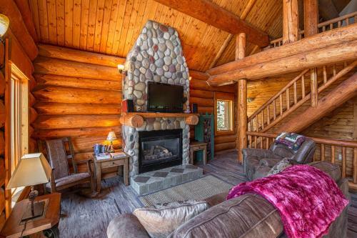 Mogul Hill Cabin