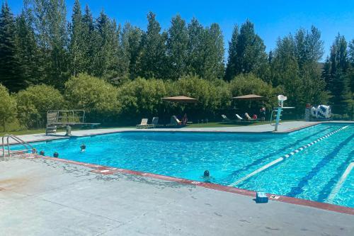 Indian Springs 2409