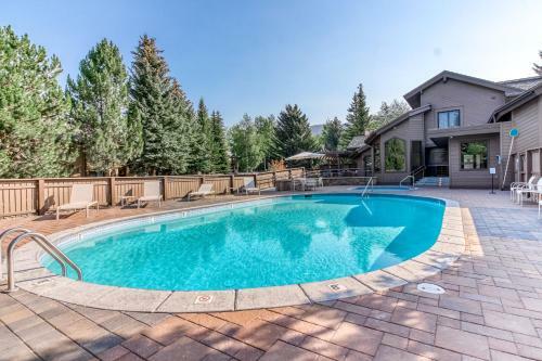 Snowcreek 1536