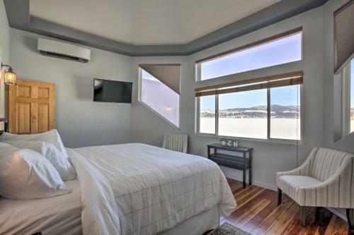 Lakefront Home With Pvt Dock In Coeur Dalene Area!