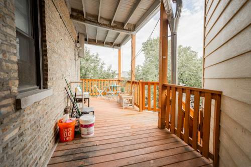 Apartamento 3br Unit Relaxing Patio In Trendy Logan Square
