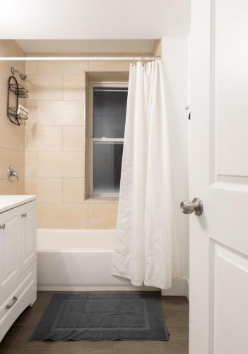 Apartamento Cozy West Town 2br With Full Kitchen By Zencity