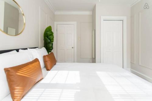 Apartamento Ew1 Aesthetically Vibrant 2br Apt At Lincoln Square