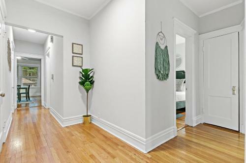 Apartamento Indulging 2-bedroom Condo Unit In Festive Boystown