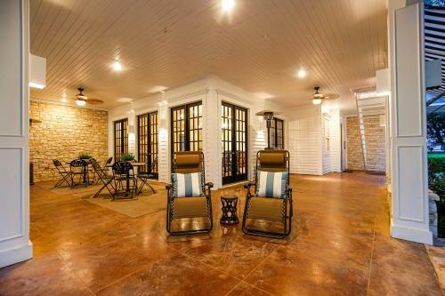Luxury Golf Course Private Retreat With Heated Swimming Pool