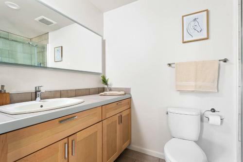 Upscale 3br Penthouse Close To Everything