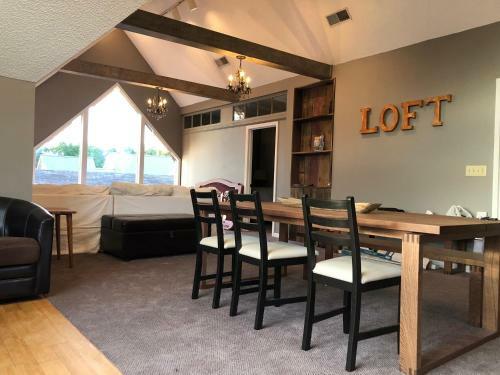 Bed & Breakfast The Loft At Camelot