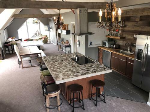 Bed & Breakfast The Loft At Camelot