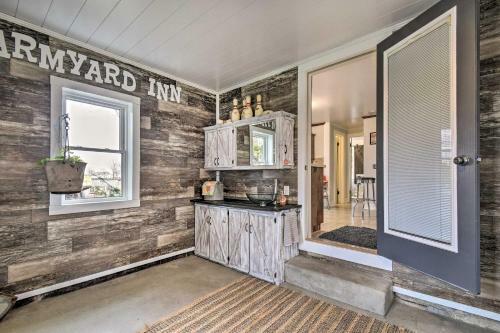 Authentic Dairy Farm Retreat In Amish Country