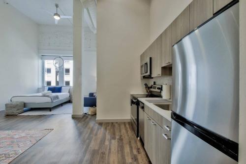 Apartamento High End Old Town Loft + Pool + Clubhouse