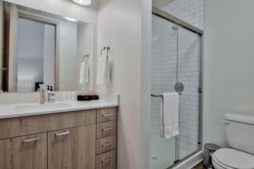 Apartamento Old Town Lux Loft + New Building + Walk Score 76