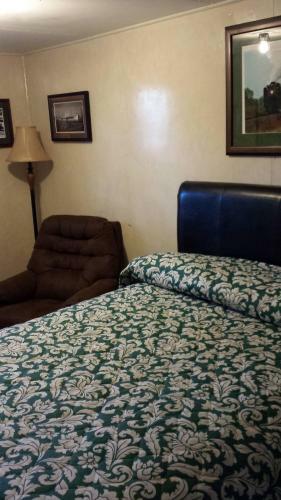 The Evergreen Motel