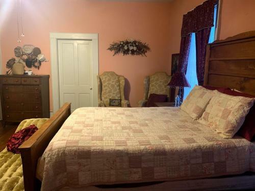 Hall Place B&B