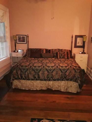 Hall Place B&B