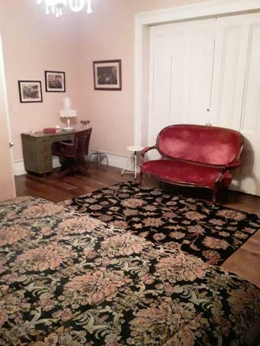 Hall Place B&B