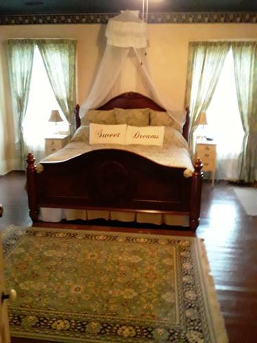 Hall Place B&B