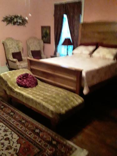 Hall Place B&B
