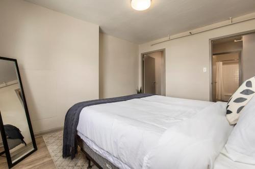 Apartamento Two Contemporary 1 Bedroom Cozysuites
