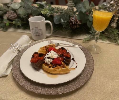 Bed & Breakfast Belle Louise Historic Guest House