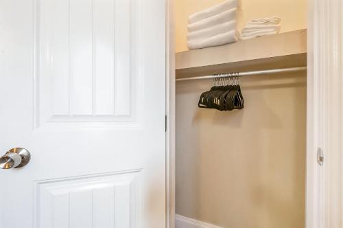 Apartamento Brand New 5bd Spacious Condo In Nola
