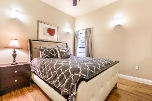 Apartamento Brand New 5bd Spacious Condo In Nola