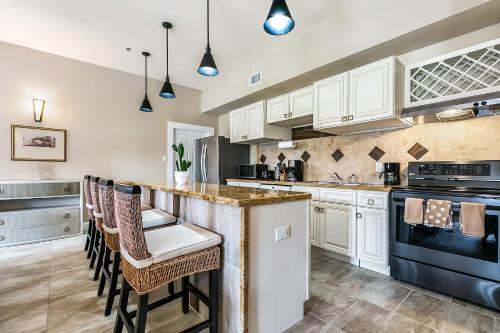 Apartamento Brand New 5bd Spacious Condo In Nola