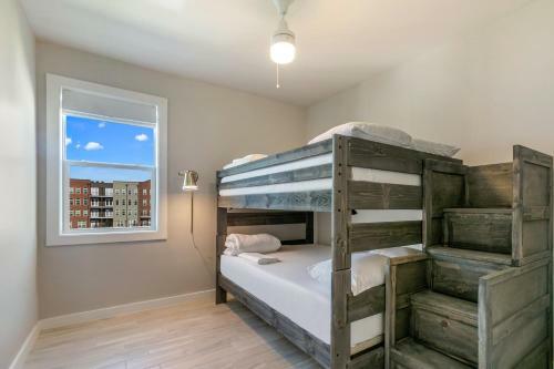 Bienville Villas: Brand New 4br