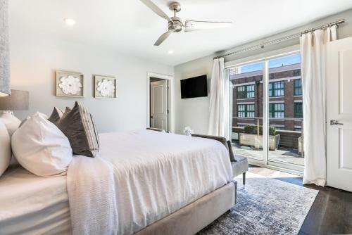 New Orleans Luxury Rentals The Port