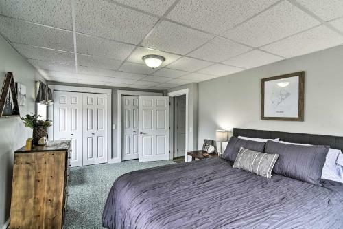 Chic And Central Apartment About 6 Mi To Sebec Lake