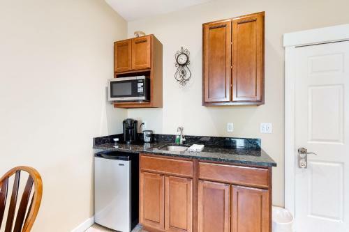 Hotel The Colonels Suites