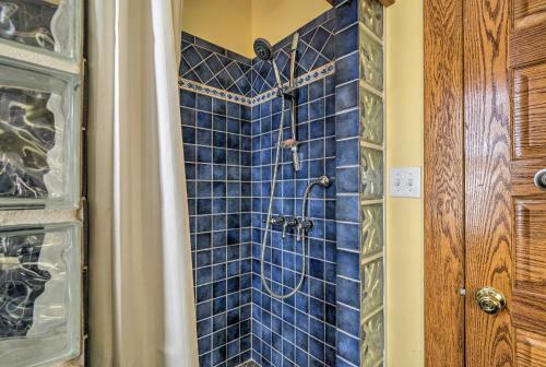 Historic Cumberland Home With Deck And Valley View!