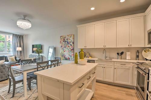 Apartamento Chic Condo With Balcony 1mi To Annapolis Harbor