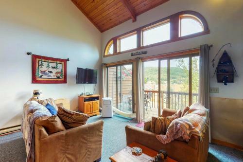 Bear's Den At Sunplace