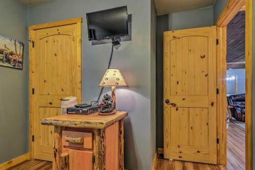 Deep Creek Cabin With 2 Acres, 8mi To Wisp Ski Resort