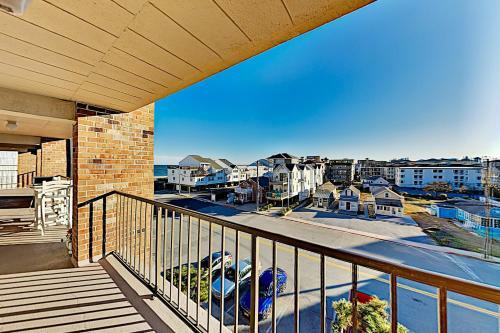 Apartamento Updated Oceanfront Patio Condo At The Colonial Condo